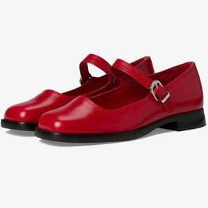 Steve Madden Size 8 Delancy Flats in Red NWOT